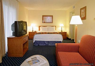 Gatehouse Suites East Lansing Zimmer foto